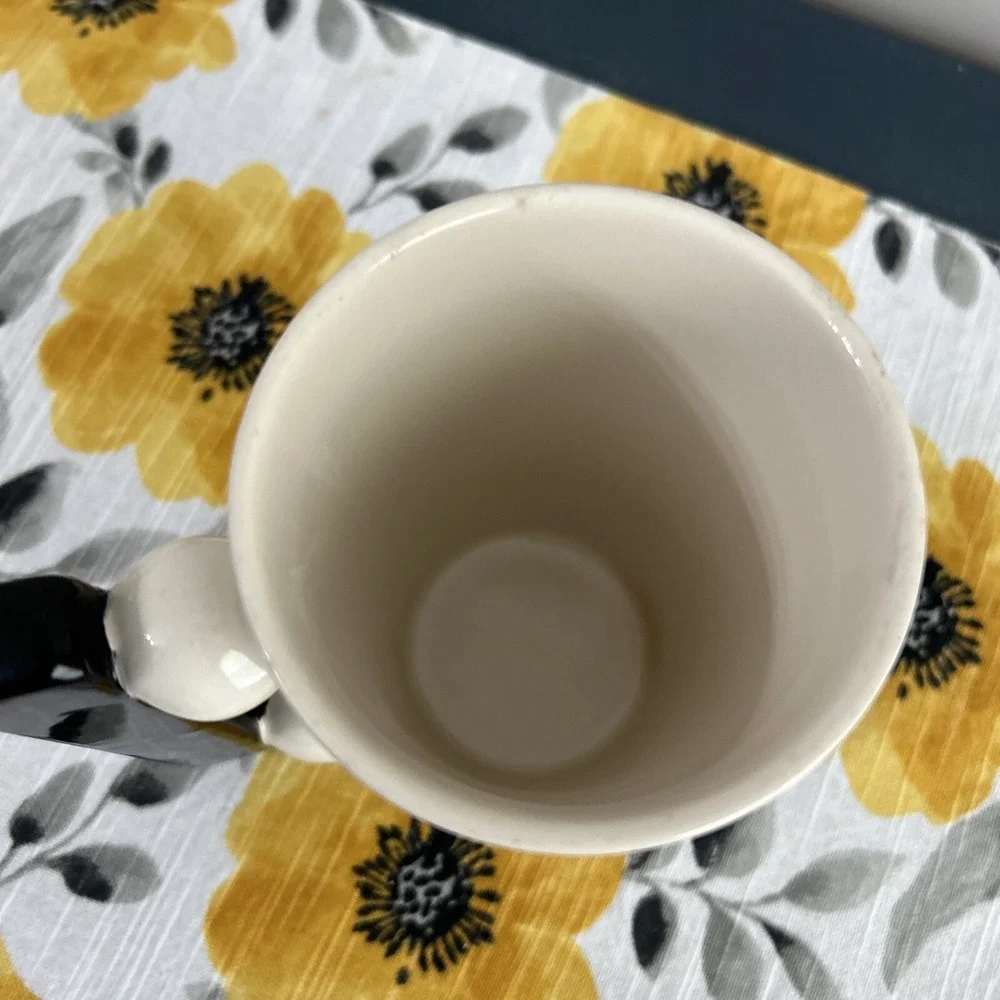 Queen of‎ Everything Coffee Cup Sandra Magsamen